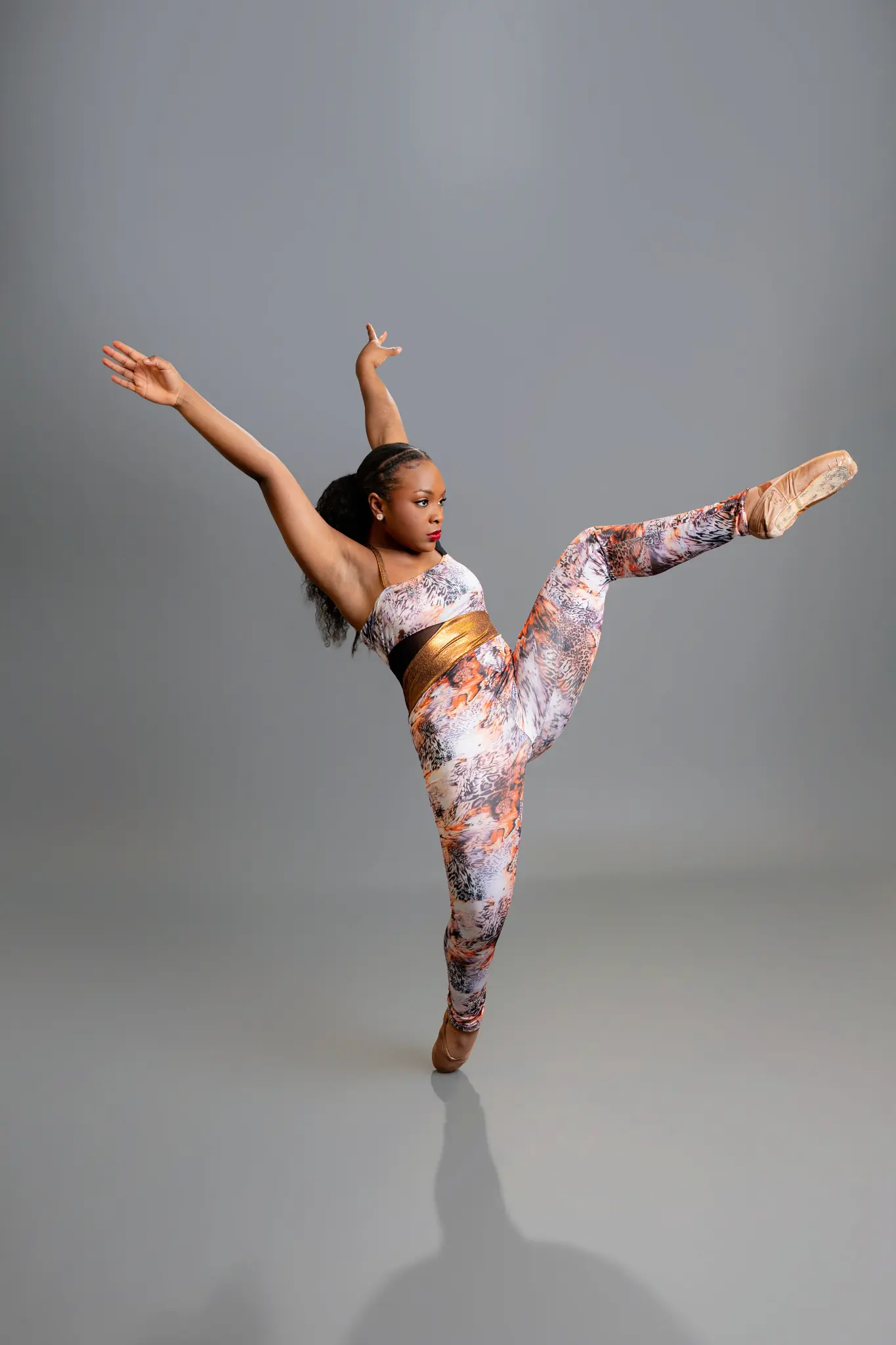 Onyx dancer